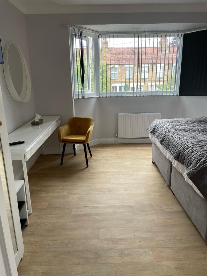 Watts Lodge Bicester Extérieur photo
